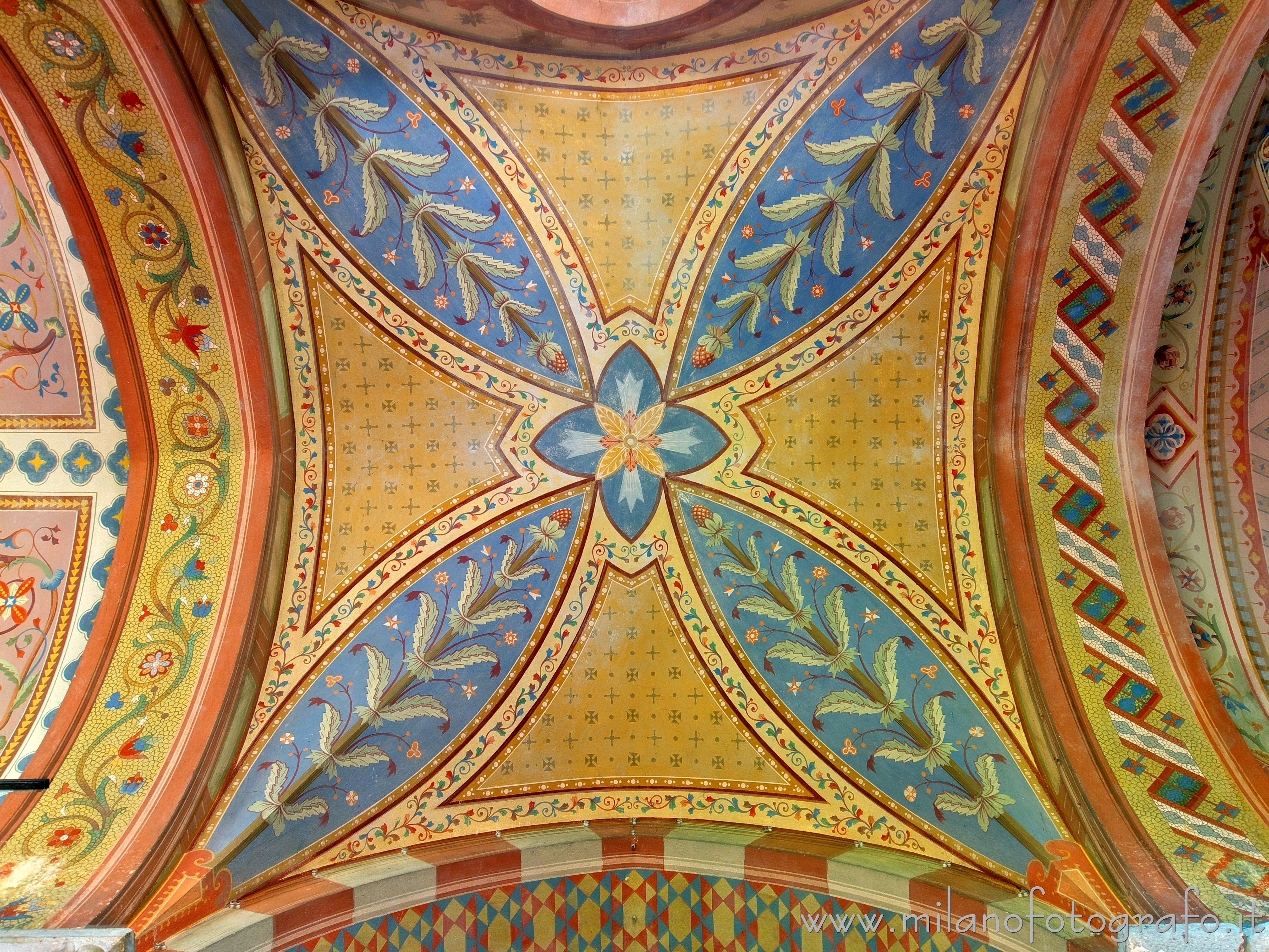 Castiglione Olona (Varese, Italy) - Eclectic decorations in the Collegiate Church of the Saints Stephen and Lawrence - Full resolution picture